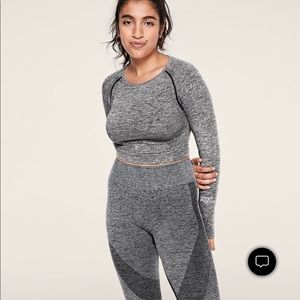 Brand new Size S Pink Seamless Workout Cropped Crew